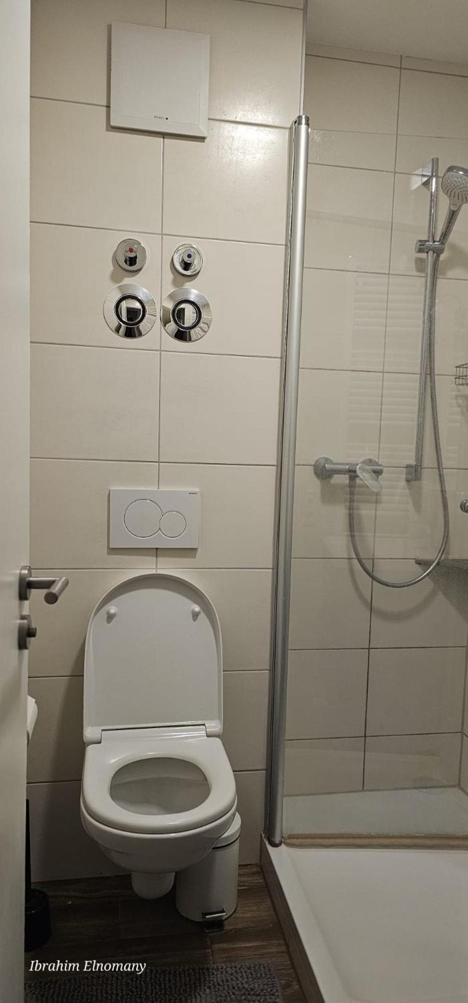 Zimmer In Wuerzburg Stadtmitte Bagian luar foto